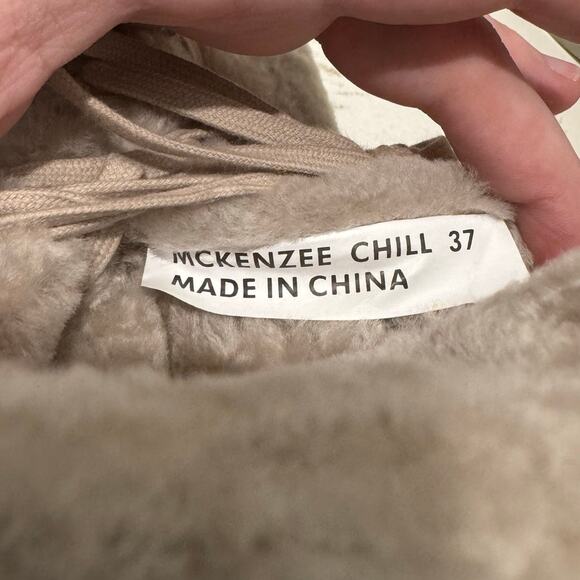 STUART WEITZMAN NIB $695 McKenzee Chill in Natural Boot Size Women's 37 or 6.5 - Picture 10 of 11